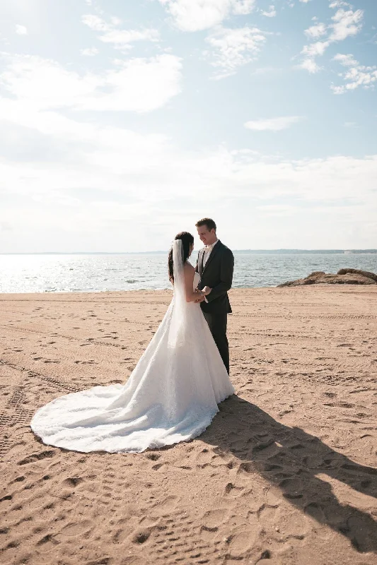 Don't Miss Allure Bridals 9109