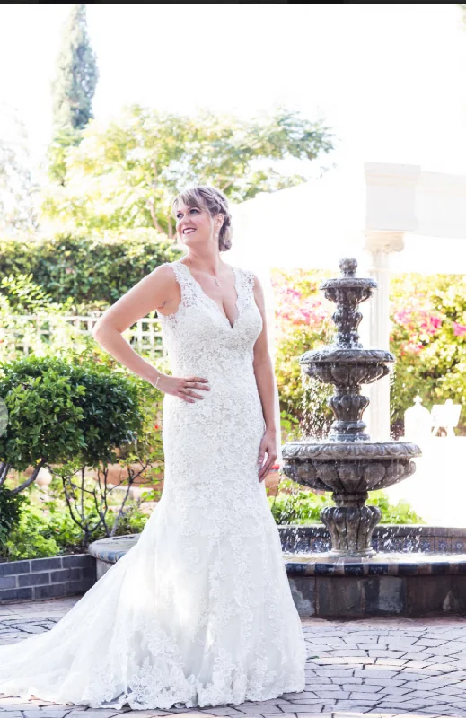 Exclusive Offers Allure Bridals 9104