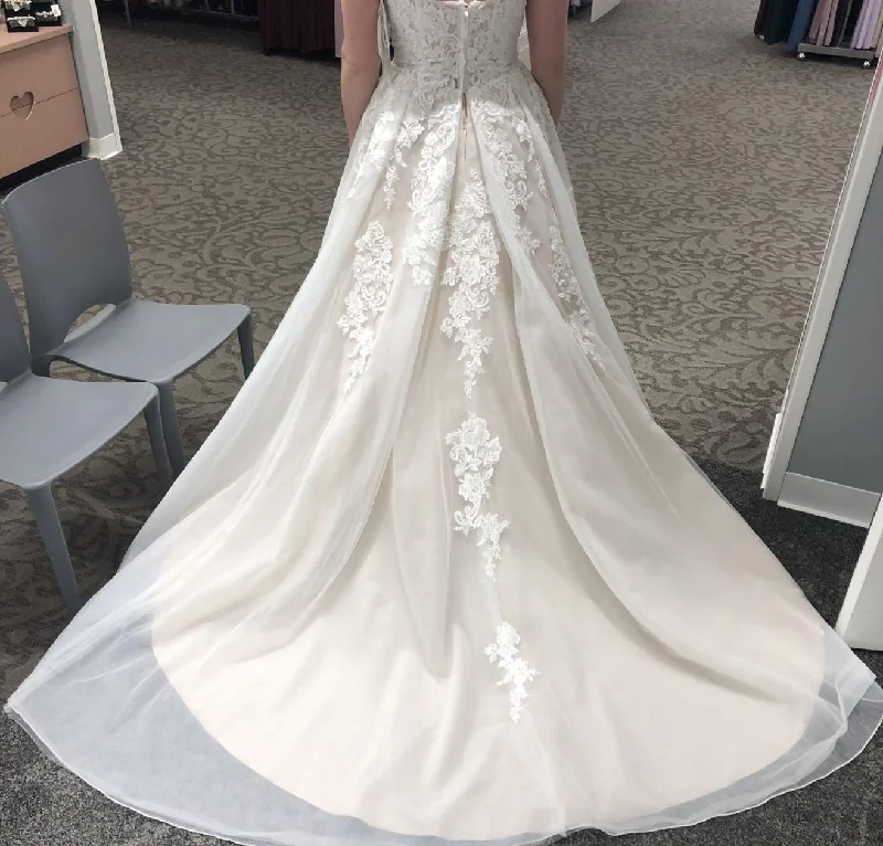 Major Savings David's Bridal