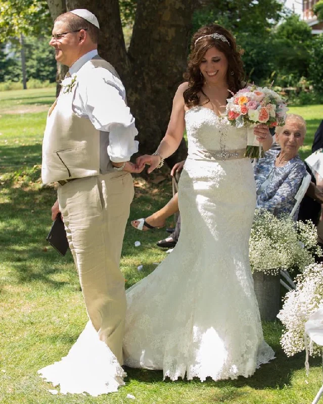 Incredible Offers Allure Bridals 9072