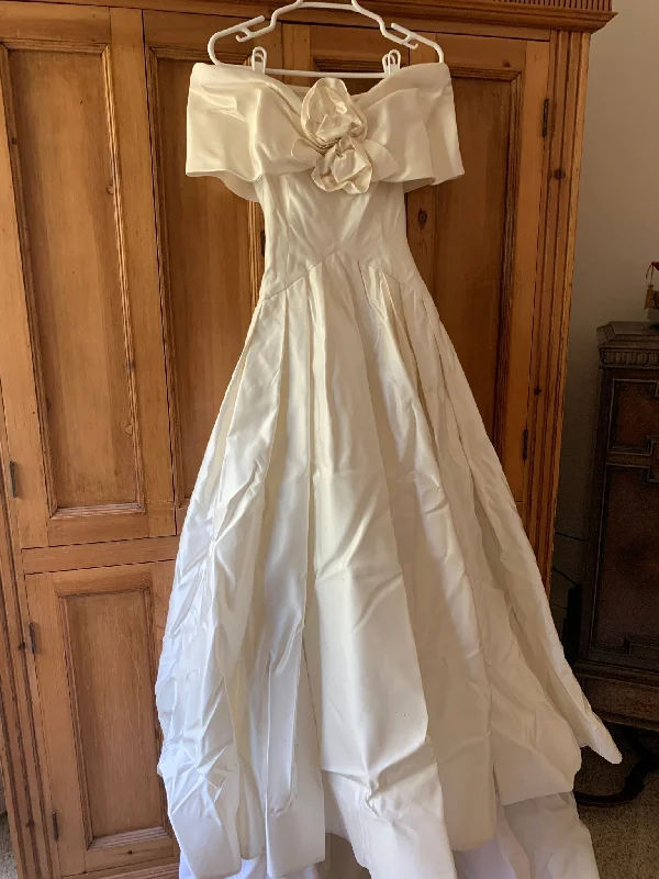 Special Price Eva Haynal Forsyth Satin Off the Shoulder A-Line Wedding Dress