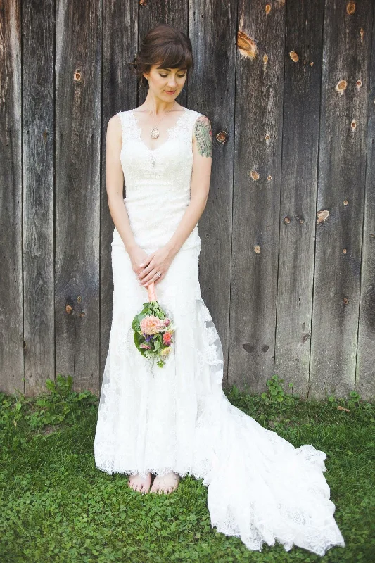 New Deals Allure Bridals 9068