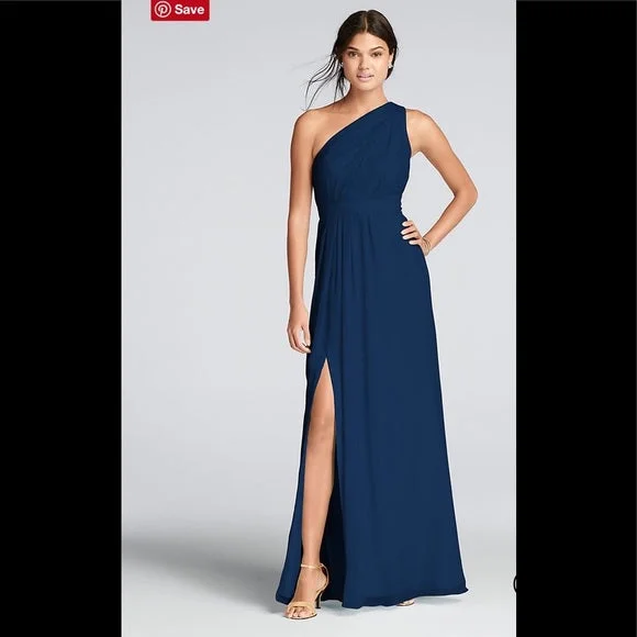 Deal Zone David's Bridal F18055
