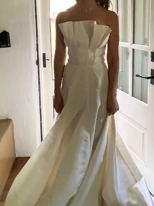 Factory Direct Sale Other Chiara Gown