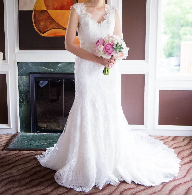 Mega Deal Allure Bridals 9068