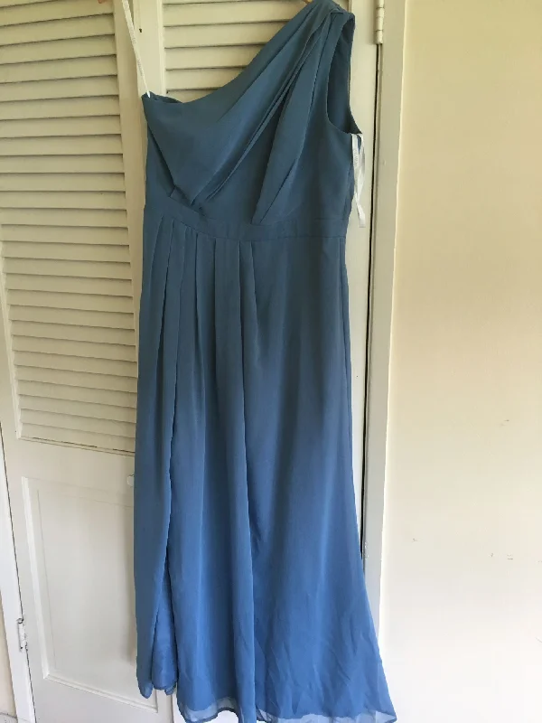 Special Savings David's Bridal F18055