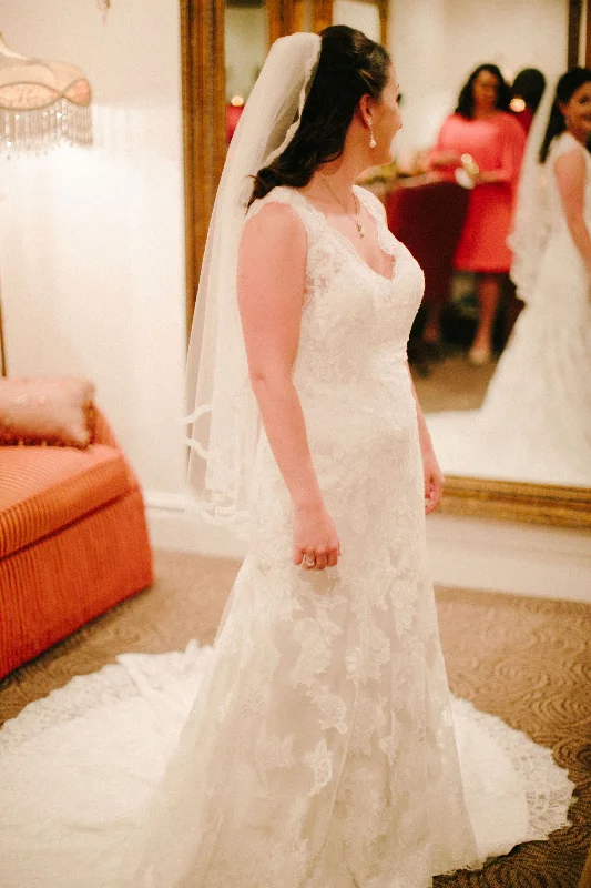 Deal Mania Allure Bridals 9068