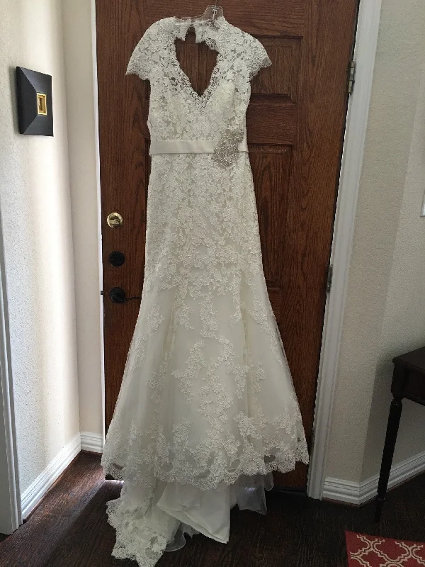 Overstock Allure Bridals 9064
