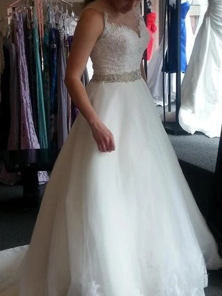 Deal of the Day Allure Bridals 9073