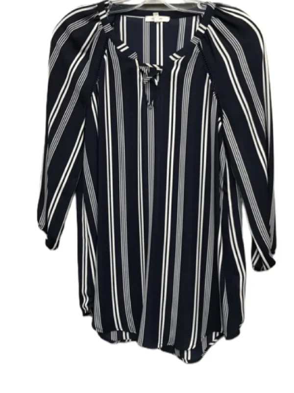 Weekend Deal Top Long Sleeve By Maurices  Size: Xs