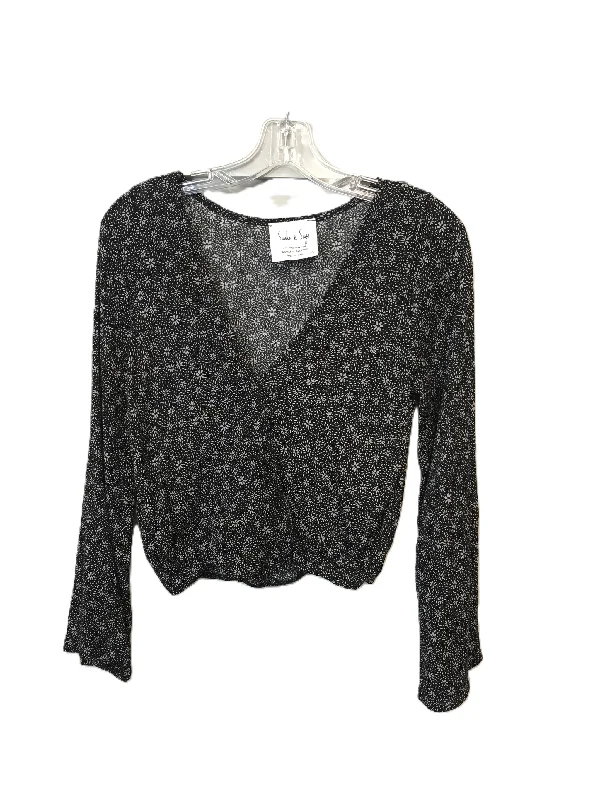 Limited Stock Top Long Sleeve By Sadie + Sage Size: Xs
