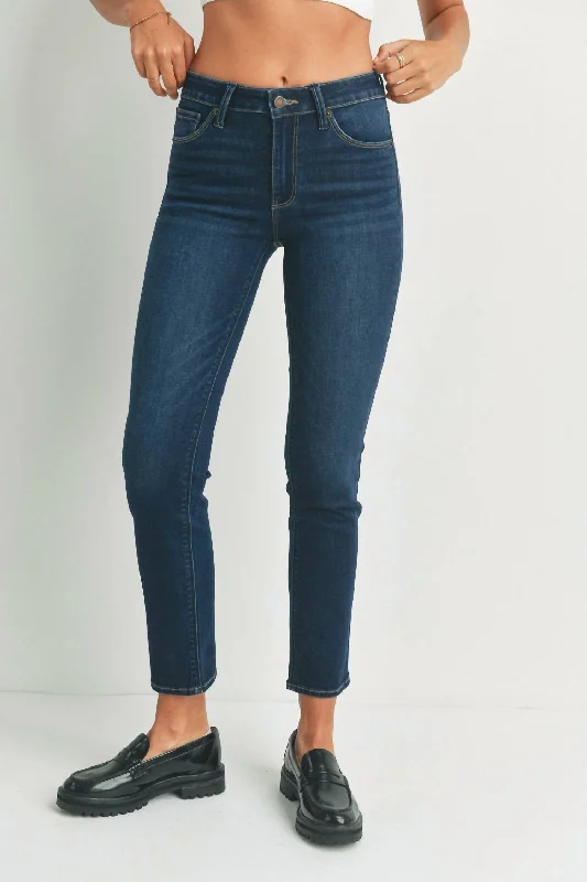 Corie Mid Rise Slim Straight Jeans In Dark Wash