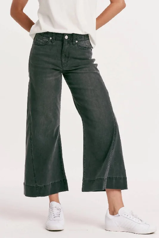 Fiona High Ride Wide Leg Jean In Black