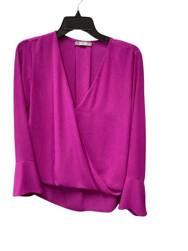 Massive Deals Blouse Long Sleeve By Allison Joy In Powder Blue, Size: M
