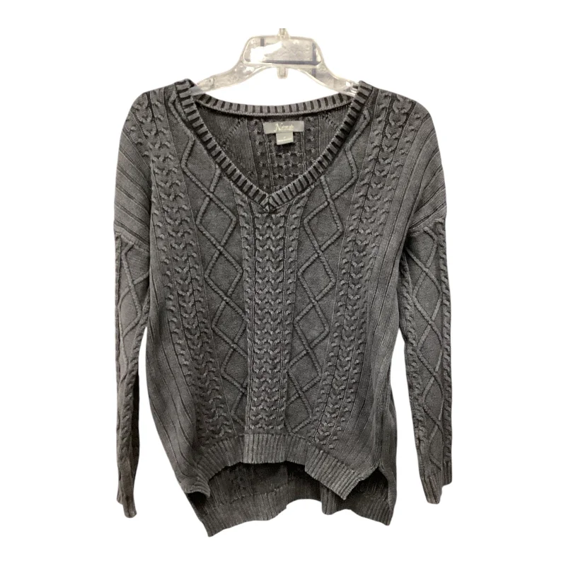 Reduced Prices Sweater By Natural Reflections In Grey, Size: M