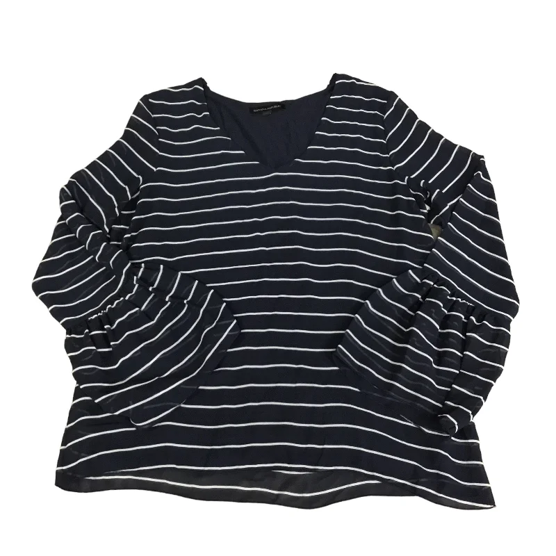 Price Blitz Top Long Sleeve By Banana Republic In Navy, Size: M