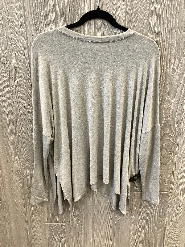 YEAR-End Clearance Top Long Sleeve By Cherish In Grey, Size: S