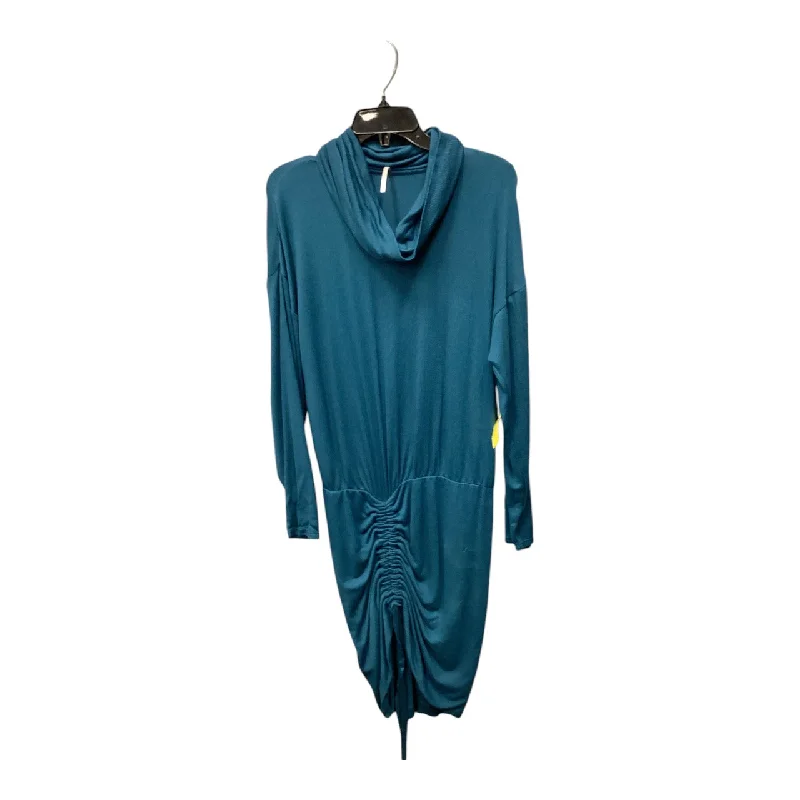 Season Finale Sale Top Long Sleeve By Free People In Blue, Size: S