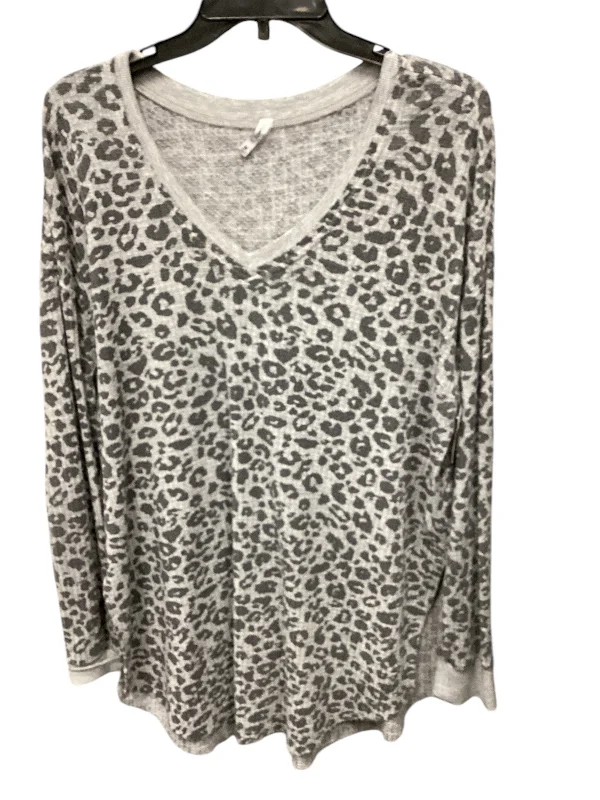 The Best Prices Top Long Sleeve By Z Supply In Animal Print, Size: M