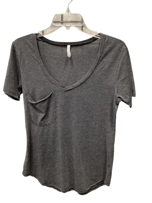 Huge Savings Top Short Sleeve Basic By Z Supply In Grey, Size: S