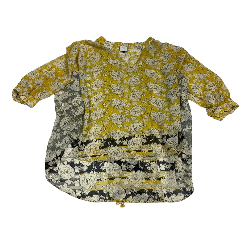 Doorbuster Deal Top Short Sleeve By Cabi  Size: S
