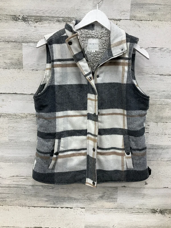 Hurry In Vest Fleece By Thread And Supply In Grey, Size: S