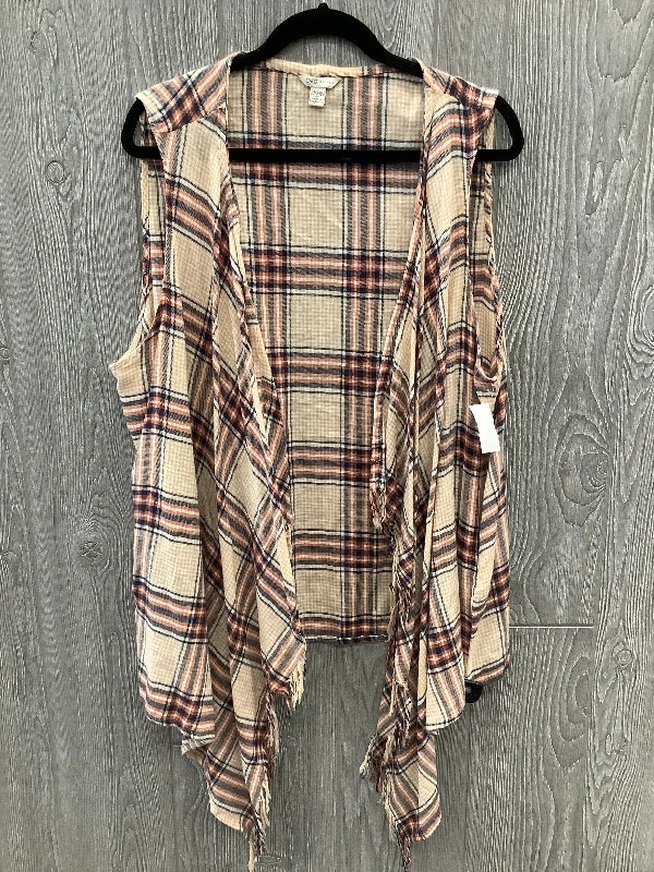 Customer Appreciation Sale Vest Other By Cato In Plaid Pattern, Size: 3x