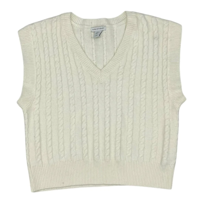 Take Advantage Vest Sweater By Cupcakes And Cashmere In Cream, Size:M